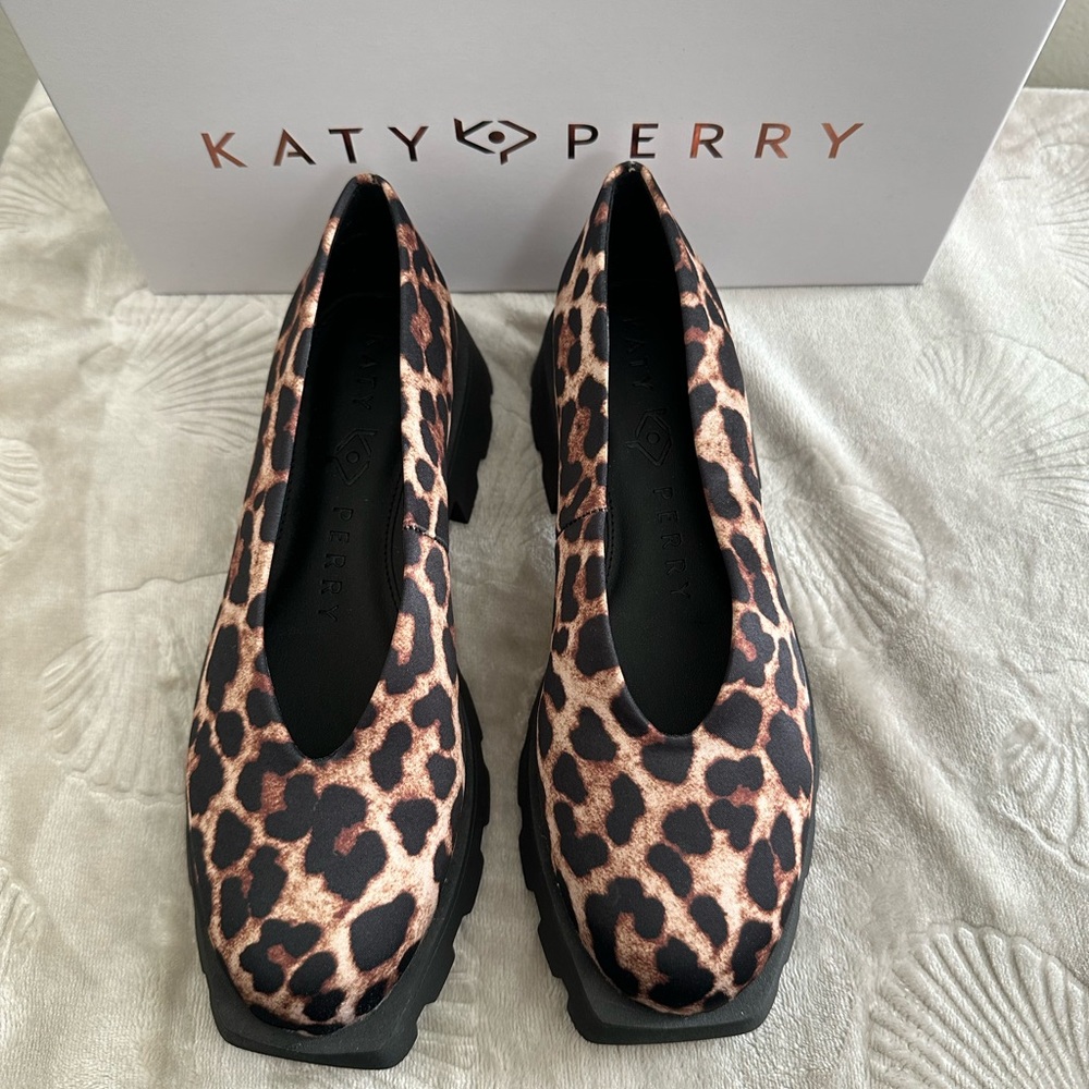 Katy Perry Collections Leopard Print Flats - Brown & Black